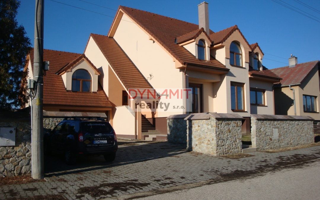 EXKLUZÍVNE – Predaj LUXUSNÁ rodinná vila s bazénom – Šurianky, Okr. Nitra