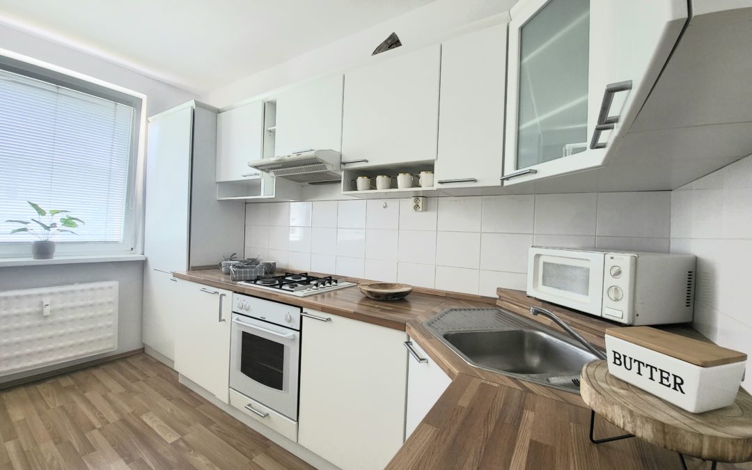 EXKLUZÍVNE – PRENÁJOM 2 i byt, ul. Streďanská, TOPOĽČANY- 58 m2