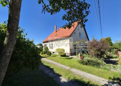 Predaj rodinného domu s veľkými možnosťami na priestrannom pozemku 2 117 m² – Kamenec pod Vtáčnikom
